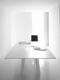Maya Konferenztisch (quadratisch)