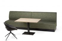 Wandbank op maat Trendo groen met tafel en stoel Verle