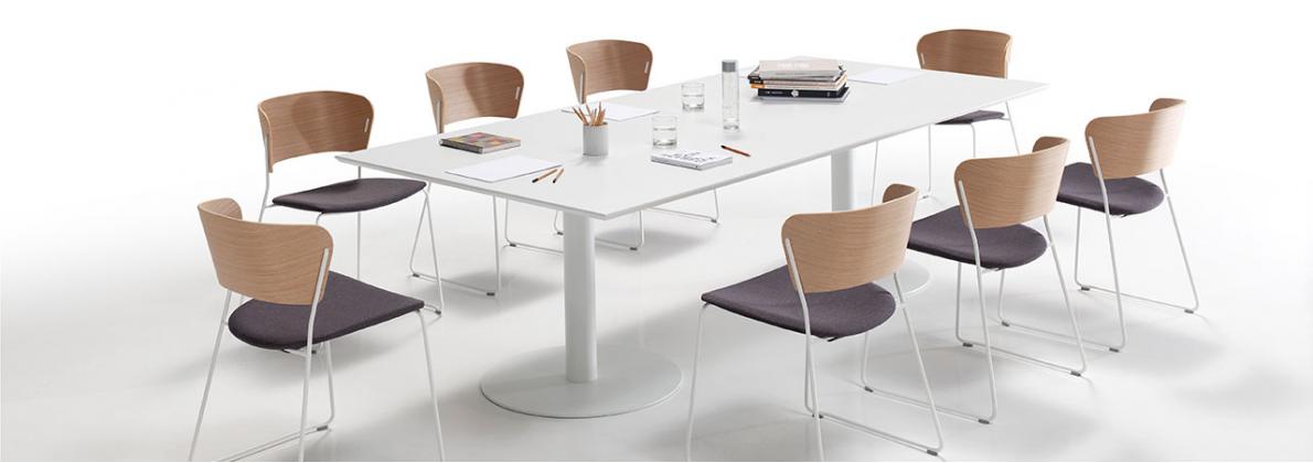 Kantinen- und Bistrotische