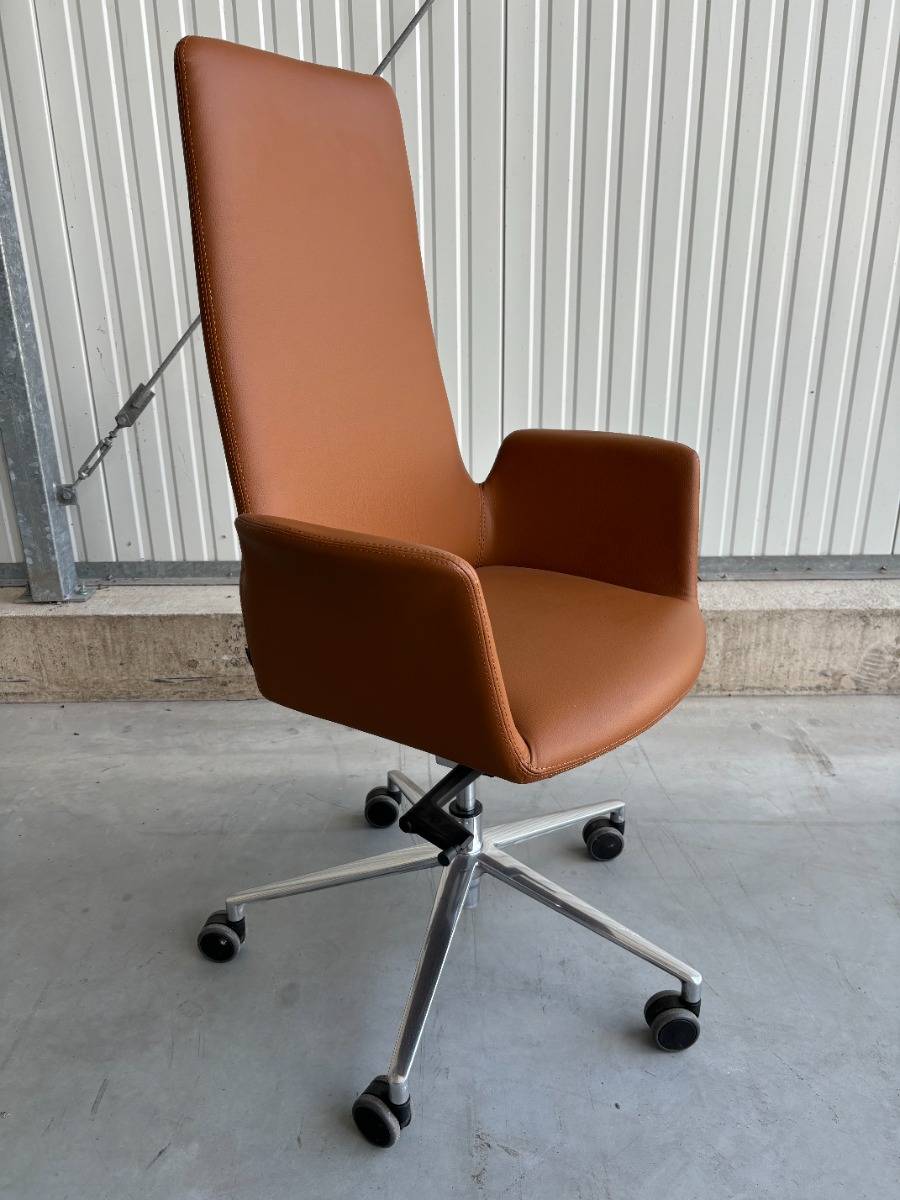 Alt directiestoel cognac outlet