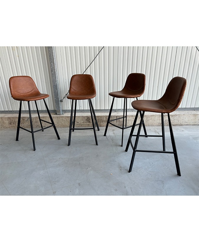 Logi barkruk cognac