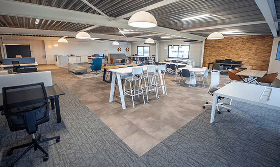 AUSSTELLUNGSRAUM AMSTERDAM (NL)